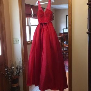 Prom Dress, red